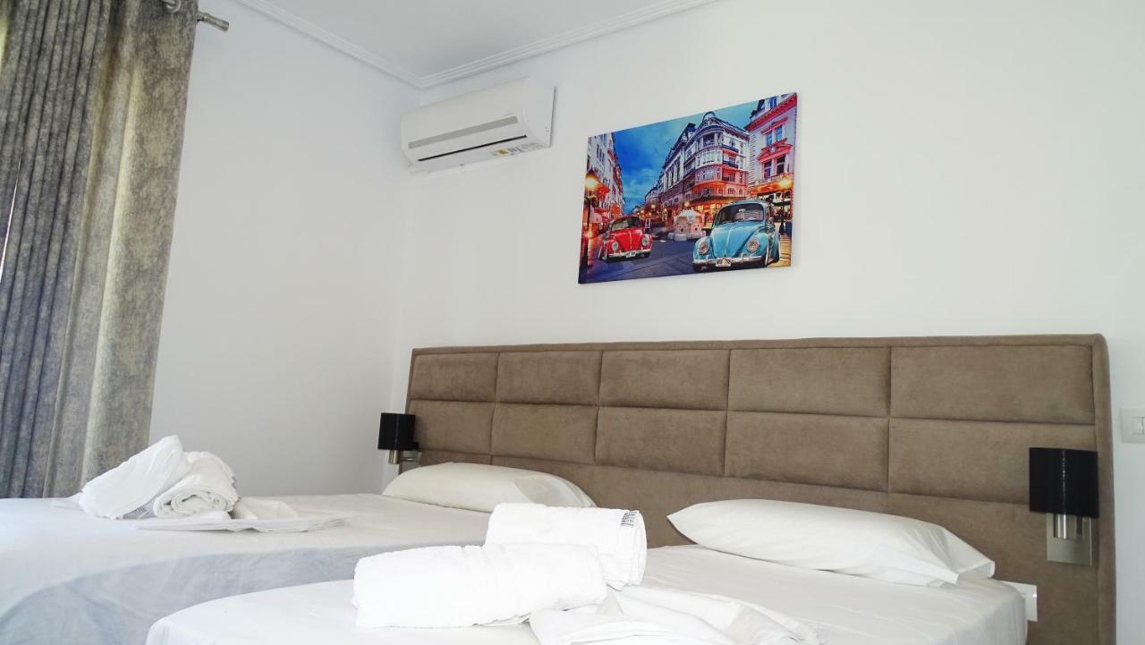 Piazza Hotel Jakova Ксамил Экстерьер фото